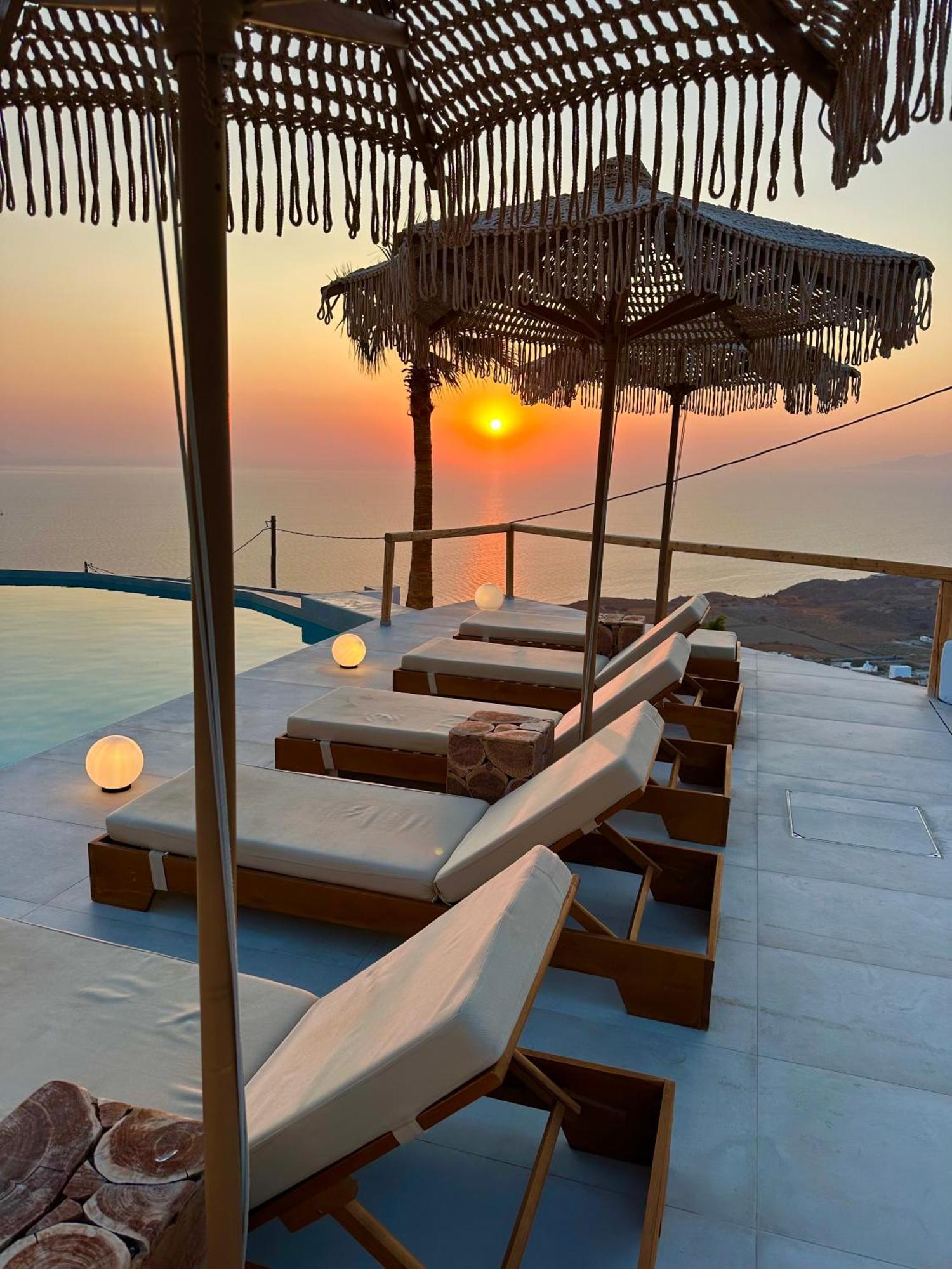 Leon Luxury Suites Imerovigli  Exterior photo